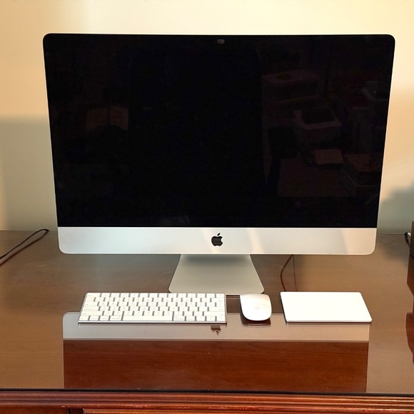 Apple iMac Desktop 27 Inch Screen 32 GB Memory 3T Storage - Perfect Condition - Picture 1 of 3